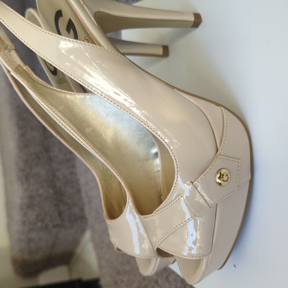 Guess Cream Patent peep toe slingback heels
